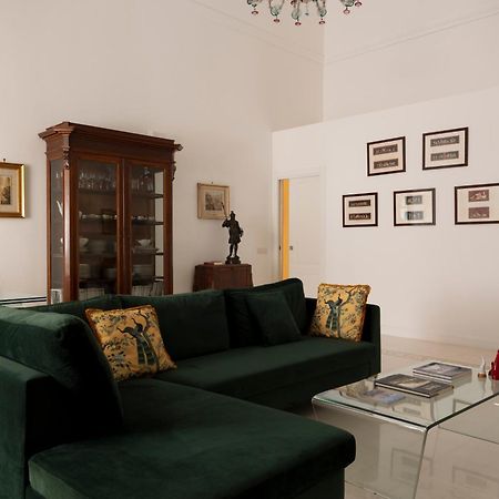 A.Ri.El Luxury Apartment Naples Luaran gambar